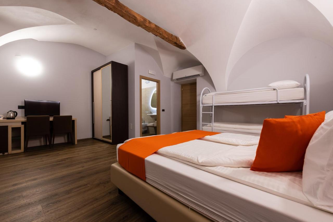 Albergo Casavecchia Tiarno di Sopra Eksteriør billede