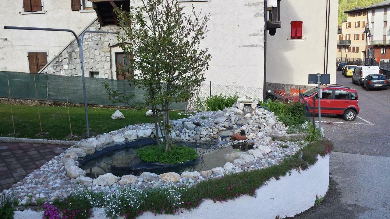 Albergo Casavecchia Tiarno di Sopra Eksteriør billede